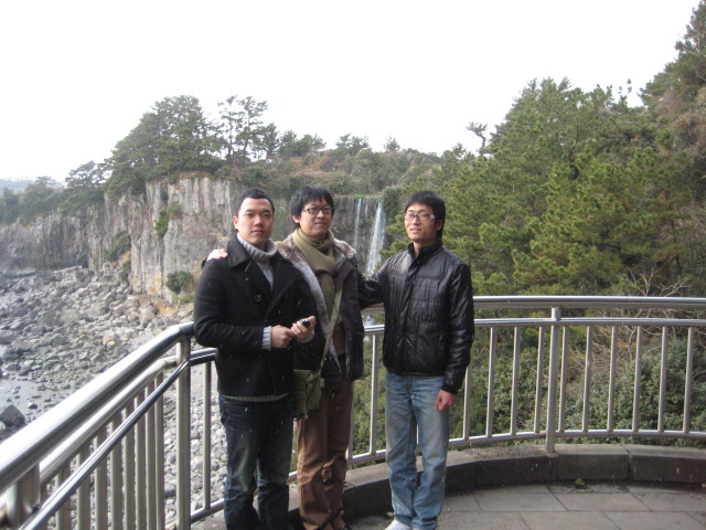 20090217134152-PAKVTUZG-1234845712.jpg
